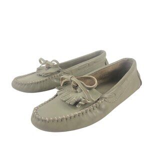 Minnetonka Taupe Leather Moccasins Made In USA Western Boho Hippie Comfy